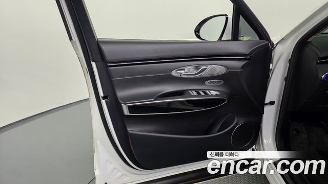 Genesis GV70 2.5T Gasoline 2WD 2021 — фото 24