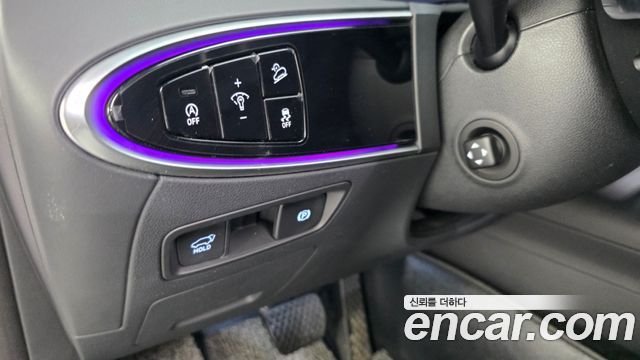 Genesis GV70 2.5T Gasoline 2WD 2021 — фото 30