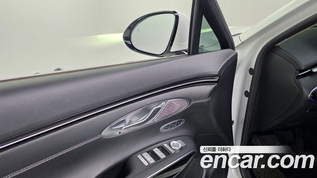 Genesis GV70 2.5T Gasoline 2WD 2021 — фото 36