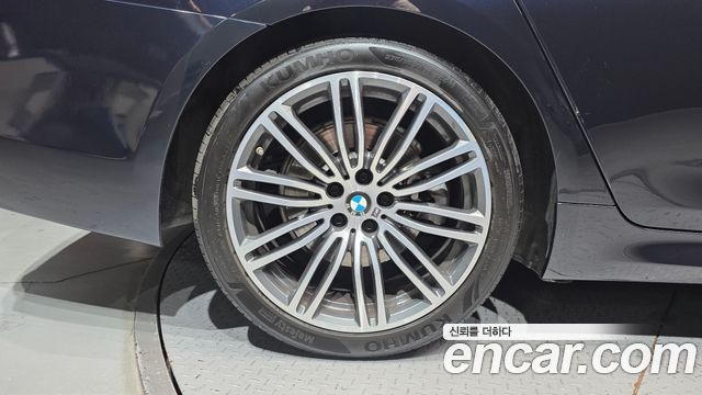 BMW 5 Series (G30) 520d M Sport Package Plus 2020 — фото 5