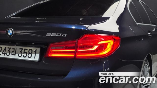 BMW 5 Series (G30) 520d M Sport Package Plus 2020 — фото 23