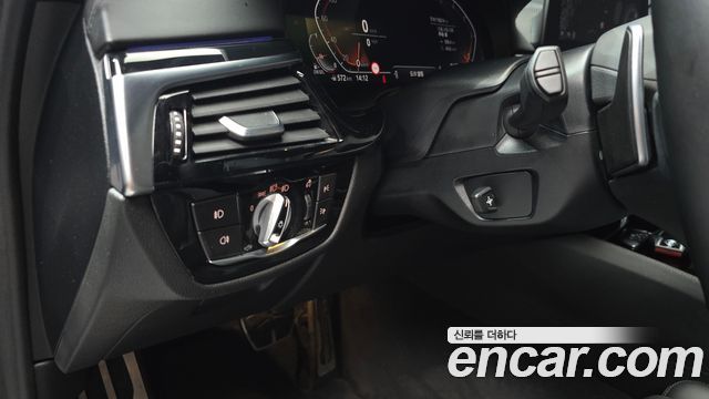 BMW 5 Series (G30) 520d M Sport Package Plus 2020 — фото 27