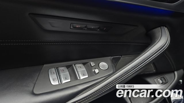 BMW 5 Series (G30) 520d M Sport Package Plus 2020 — фото 30