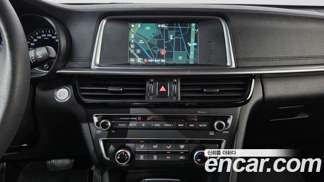 Kia K5 (II) 2.0 Luxury 2019 — фото 13