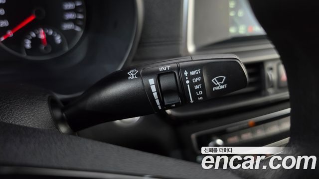 Kia K5 (II) 2.0 Luxury 2019 — фото 28
