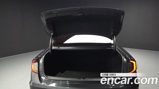 Hyundai Sonata (DN8) 2.0 Premium 2020 — фото 20