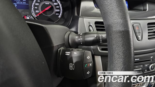 Renault Korea SM5 Nova Classic 2018 — фото 18