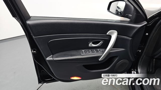 Renault Korea SM5 Nova Classic 2018 — фото 24
