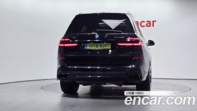 BMW X7 (G07) xDrive 40i M Sport 7STR 2024 — фото 4