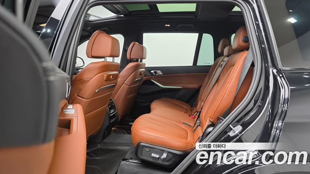 BMW X7 (G07) xDrive 40i M Sport 7STR 2024 — фото 12