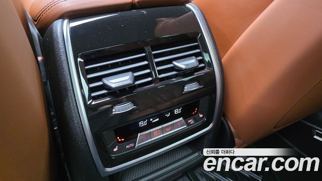 BMW X7 (G07) xDrive 40i M Sport 7STR 2024 — фото 20