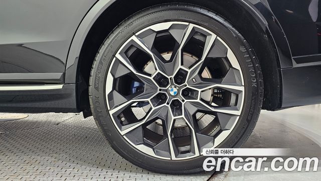 BMW X7 (G07) xDrive 40i M Sport 7STR 2024 — фото 21