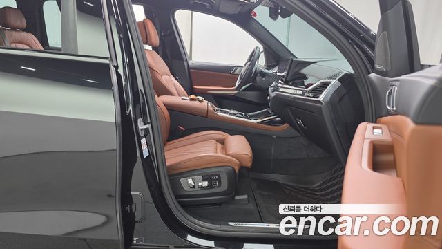 BMW X7 (G07) xDrive 40i M Sport 7STR 2024 — фото 26
