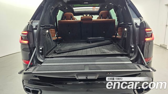 BMW X7 (G07) xDrive 40i M Sport 7STR 2024 — фото 30