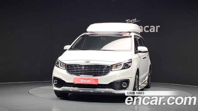 Kia Carnival 7-seater Hi-limousine President 2017 — фото 3