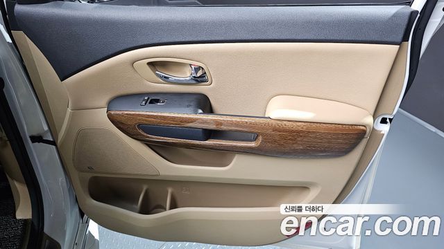 Kia Carnival 7-seater Hi-limousine President 2017 — фото 25