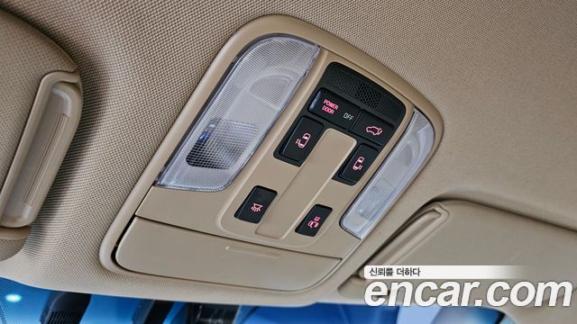 Kia Carnival 7-seater Hi-limousine President 2017 — фото 27