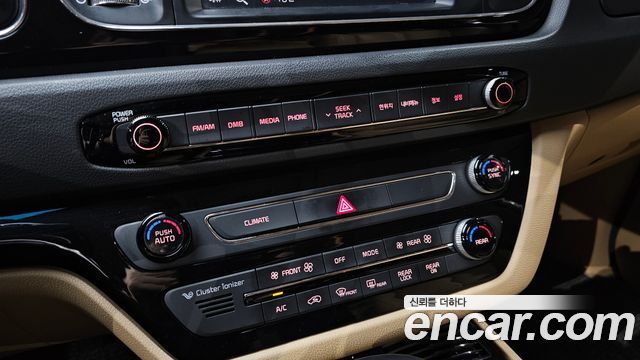Kia Carnival 7-seater Hi-limousine President 2017 — фото 28