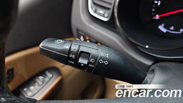 Kia Carnival 7-seater Hi-limousine President 2017 — фото 31