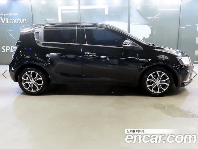Chevrolet Aveo Hatchback 1.4 Turbo LT 2018 — фото 3