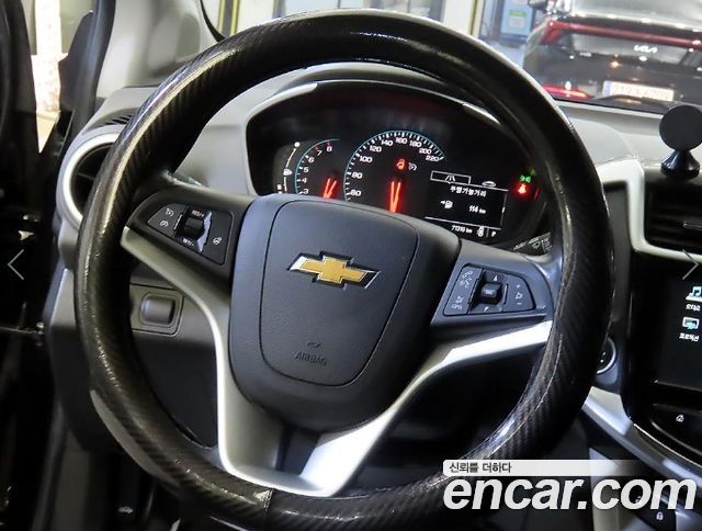 Chevrolet Aveo Hatchback 1.4 Turbo LT 2018 — фото 8