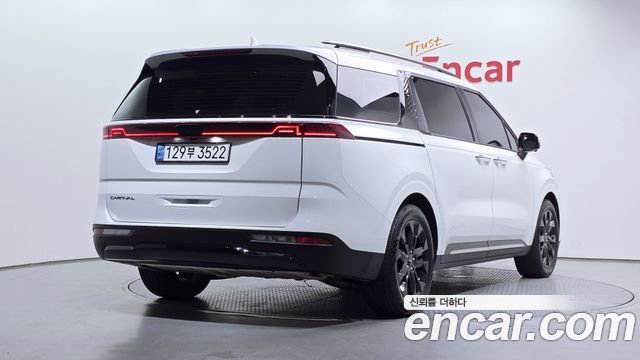 Kia Carnival (IV) Gasoline 7-Seater Signature 2023 — фото 2