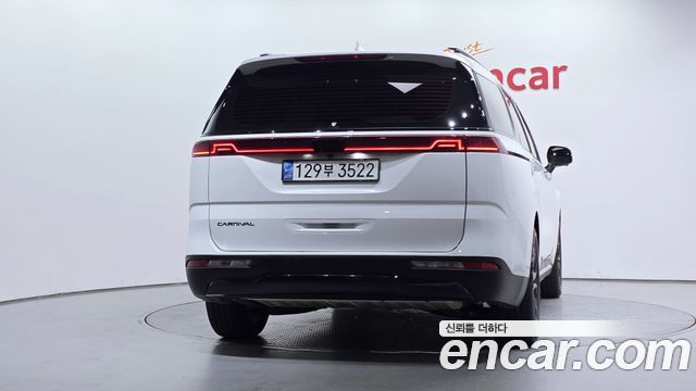 Kia Carnival (IV) Gasoline 7-Seater Signature 2023 — фото 4