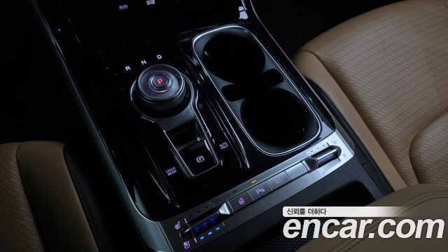 Kia Carnival (IV) Gasoline 7-Seater Signature 2023 — фото 9