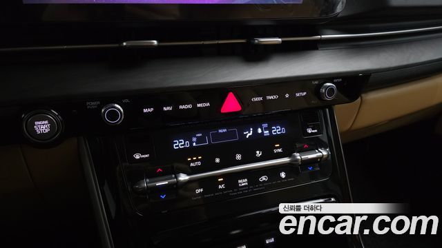Kia Carnival (IV) Gasoline 7-Seater Signature 2023 — фото 17