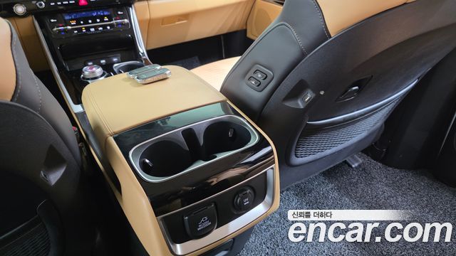 Kia Carnival (IV) Gasoline 7-Seater Signature 2023 — фото 19