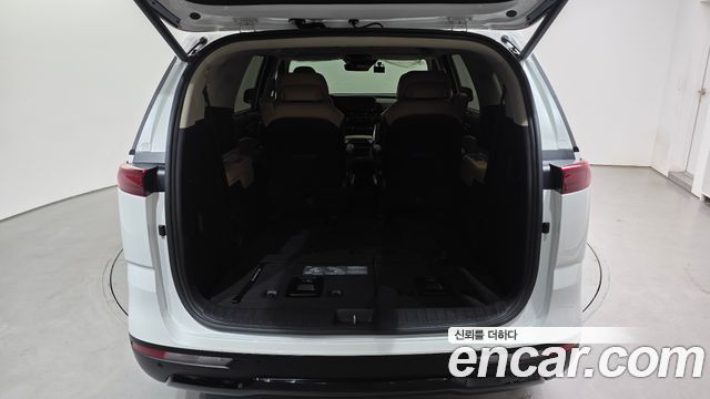 Kia Carnival (IV) Gasoline 7-Seater Signature 2023 — фото 31