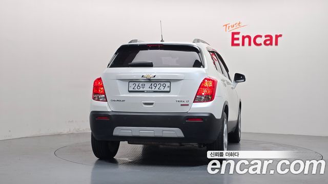 Chevrolet Trax 1.4 LT Leather Package 2015 — фото 4