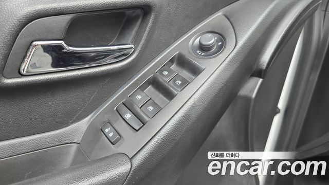 Chevrolet Trax 1.4 LT Leather Package 2015 — фото 28