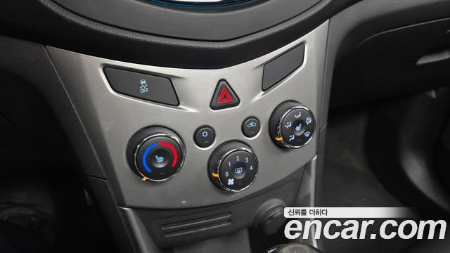 Chevrolet Trax 1.4 LT Leather Package 2015 — фото 30