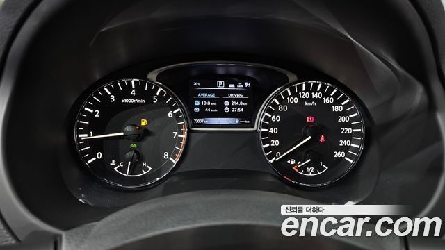 Nissan Altima 2.5 Tech L33 2018 — фото 8