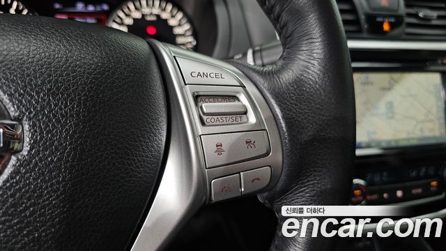 Nissan Altima 2.5 Tech L33 2018 — фото 20