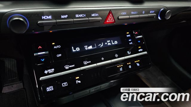Hyundai Grandeur Hybrid (GN7) Premium 2023 — фото 17
