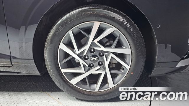 Hyundai Grandeur Hybrid (GN7) Premium 2023 — фото 21