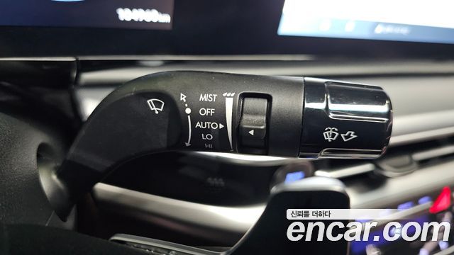 Hyundai Grandeur Hybrid (GN7) Premium 2023 — фото 27