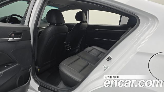 Hyundai Avante (AD) 1.6 Smart 2020 — фото 15