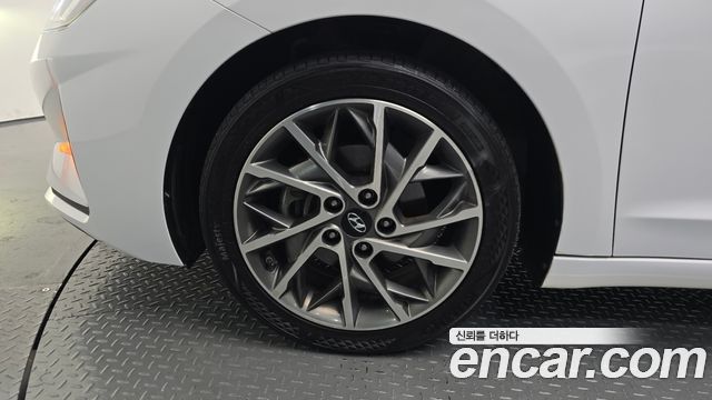Hyundai Avante (AD) 1.6 Smart 2020 — фото 27