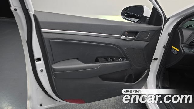 Hyundai Avante (AD) 1.6 Smart 2020 — фото 30