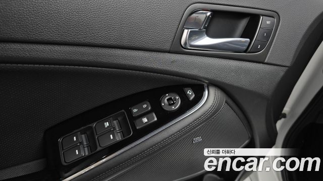 Kia K5 Turbo-GDI Noblesse 2015 — фото 31