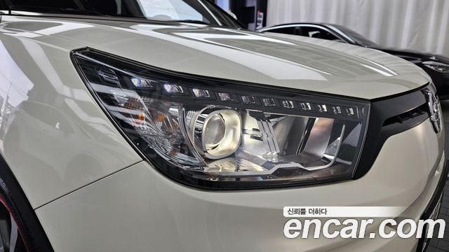 KG Mobility (SsangYong) Tivoli LX 2WD HI-DLX 2015 — фото 22