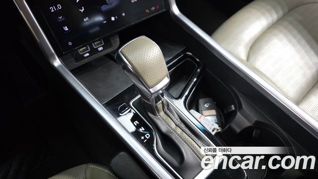 KG Mobility (SsangYong) Torres Gasoline 1.5 2WD T7 2023 — фото 9