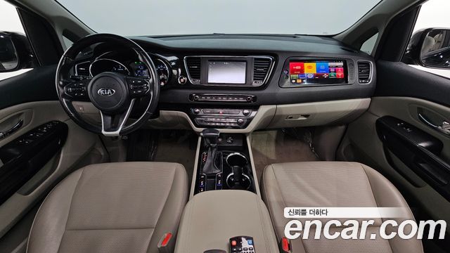 Kia Carnival 9-Seater Prstige 2019 — фото 7