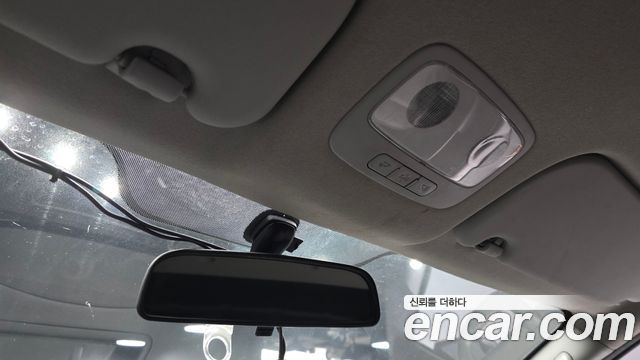 Hyundai Grand Starex 3-Seater VAN Smart 2016 — фото 14