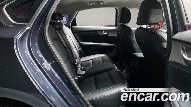 Kia K3 Prestige 2020 — фото 15