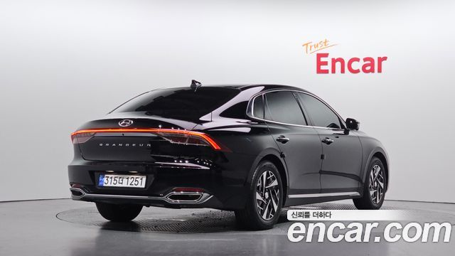 Hyundai Grandeur Hybrid (IG) Exclusive 2023 — фото 2
