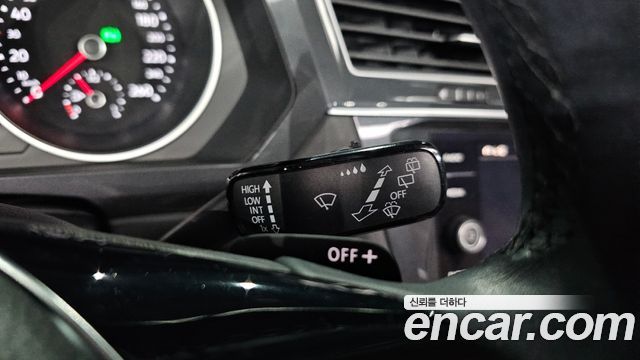 Volkswagen Tiguan (II) 2.0 TDI Prestige 2020 — фото 31